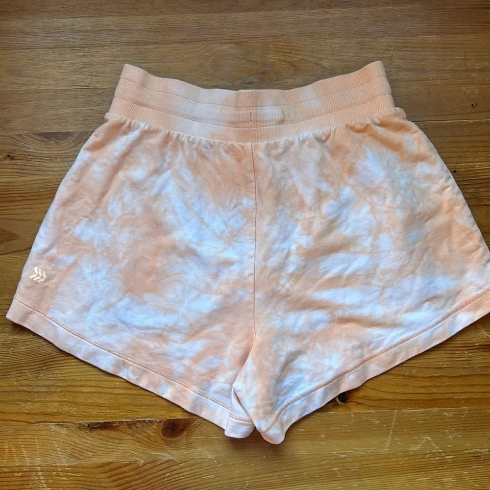ALL IN MOTION Tie-Dye  High Waisted Shorts Size Small - Picture 7 of 11